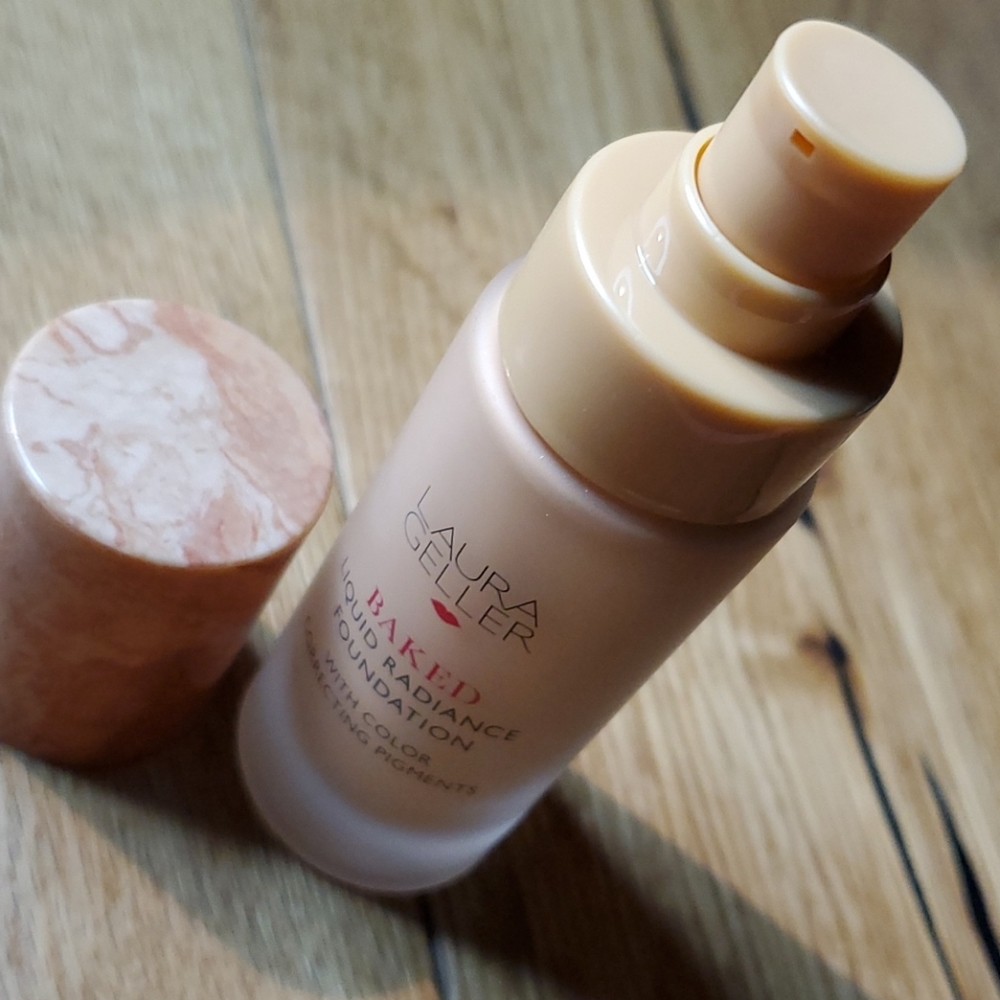 Laura Geller Baked Liquid Radiance Foundation